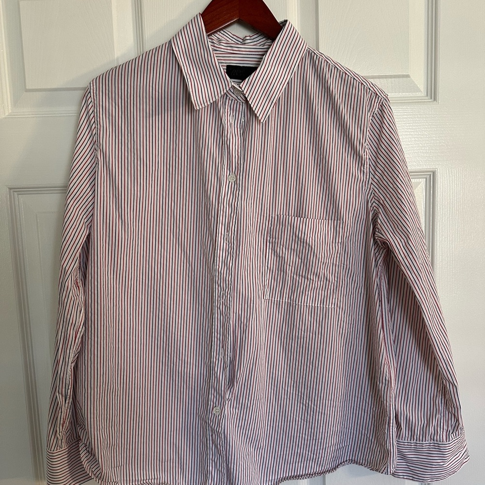 Zara Women's Red and White Striped Button-Down Shirt